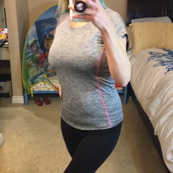 NWOT Workout shirt by RBX - Picture 3 of 8